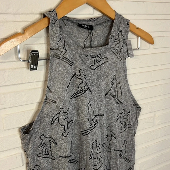 Terez Gray Winter Sports Racerback Workout Tank, Women’s Size Small - Picture 2 of 8